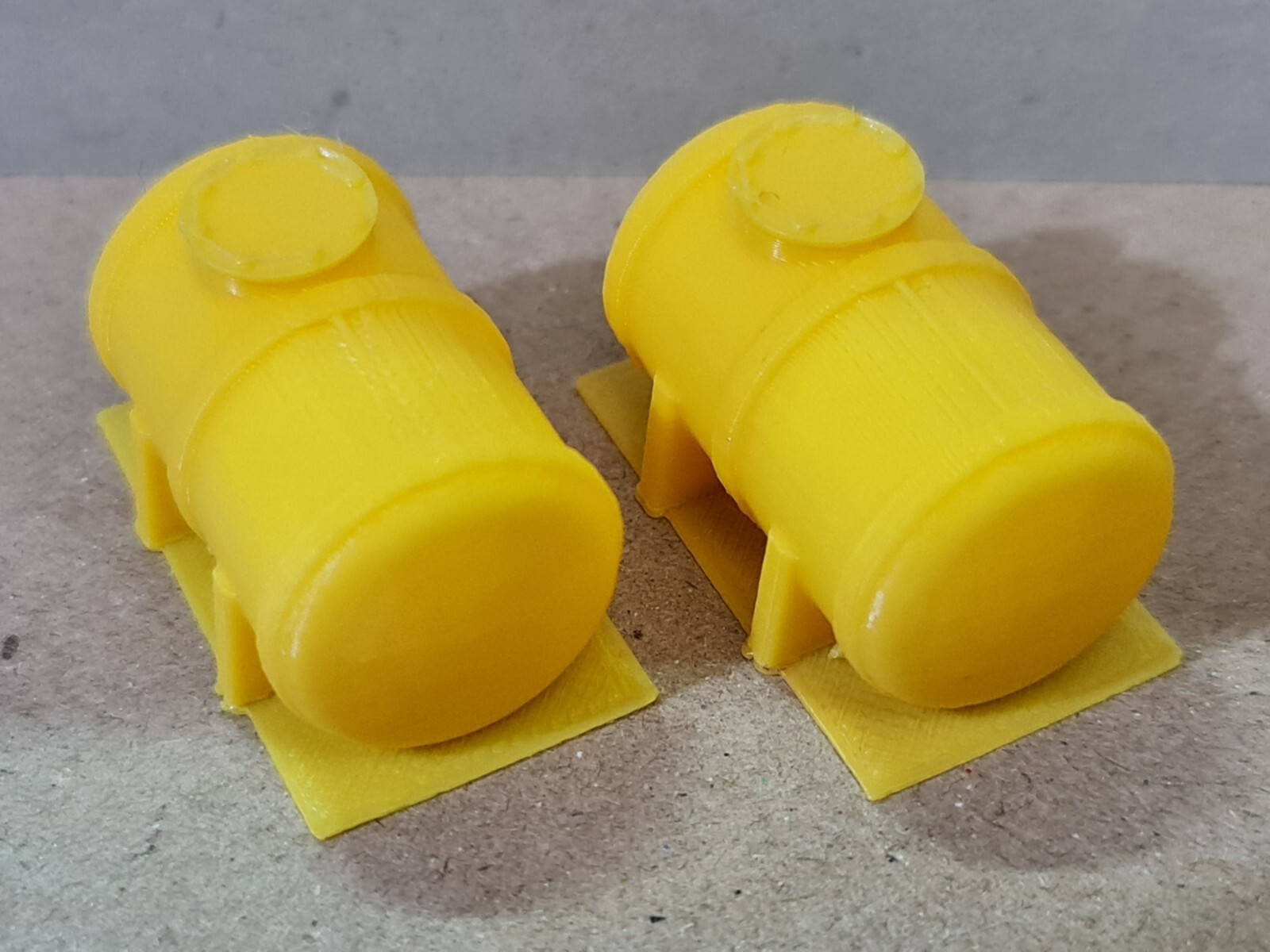 New 2 Pack Gas Fuel Petrol Tank Body O Gauge 1:48 Scale Models Train Railway