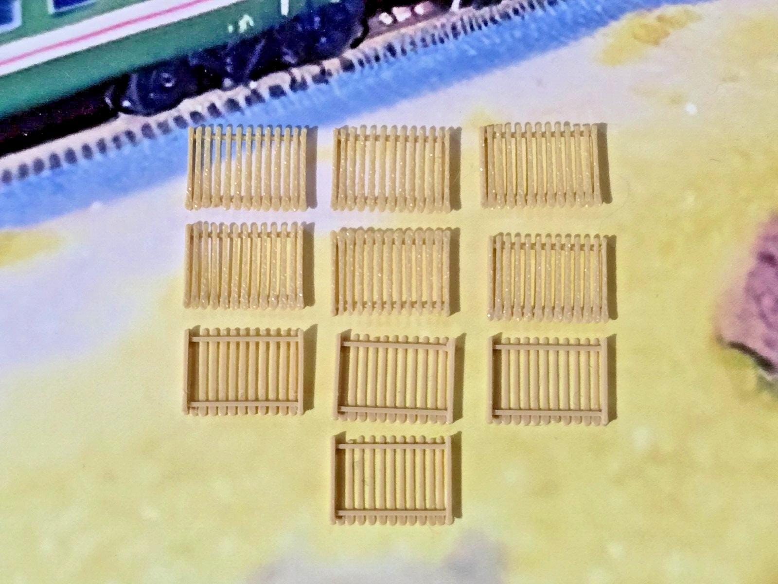 Garden Fencing 6ft Z Gauge New 10 Pack Wood 1:220 Scale Models Train Railway