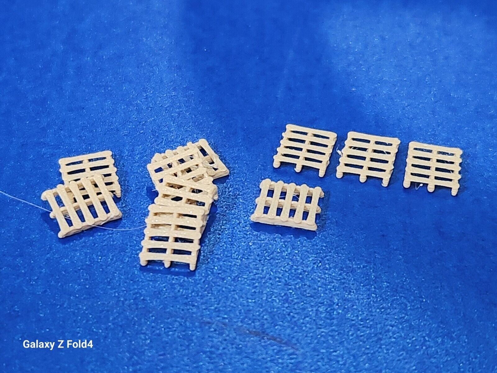 New Wood Colour Pallets Z Gauge 1:220 Scale Models Train Railway (10 Pack)