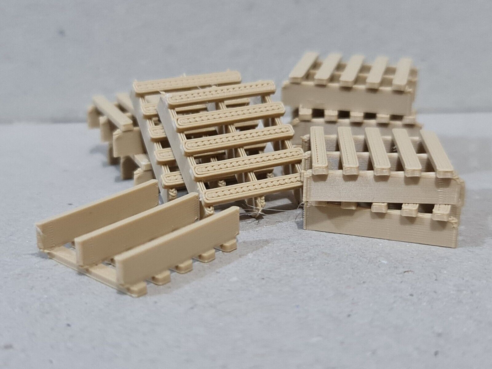New Wood Colour Pallets OO Gauge 1:76 Scale Models Train Railway (10 Pack)