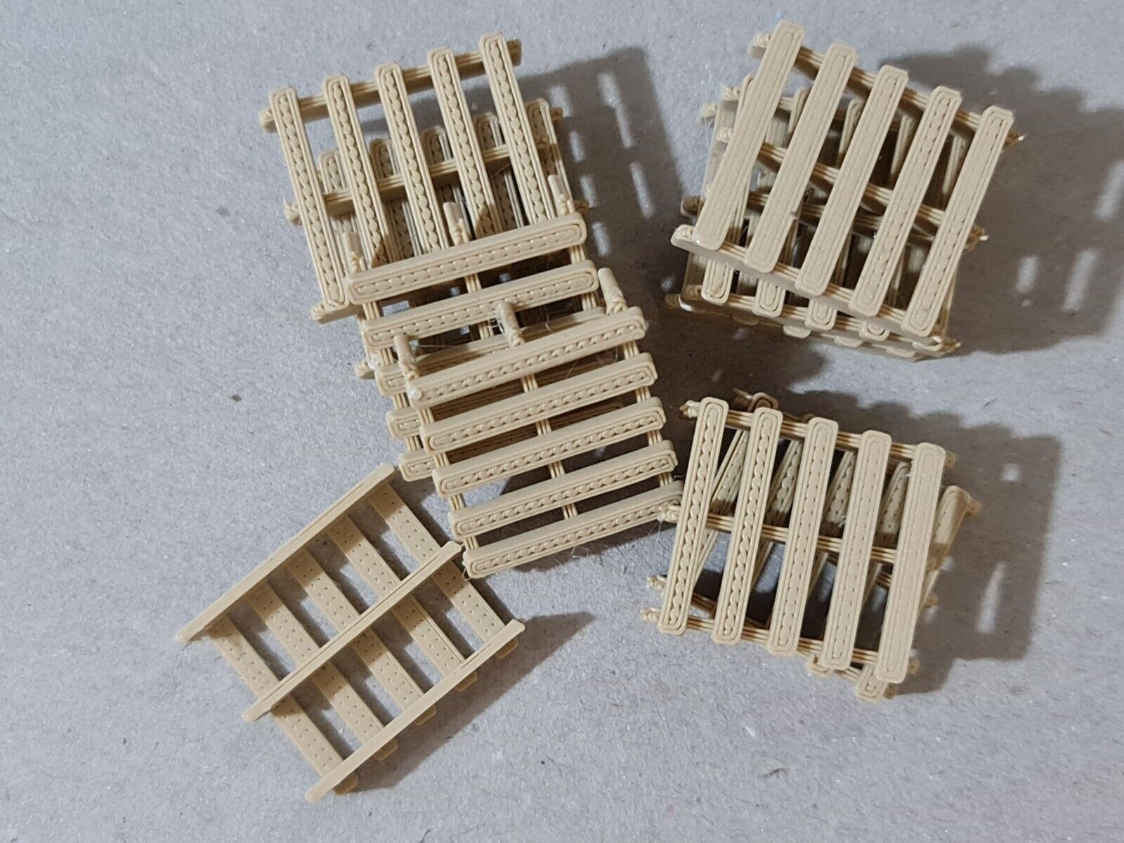 New Wood Colour Pallets O Gauge 1:48 Scale Models Train Railway (10 Pack)