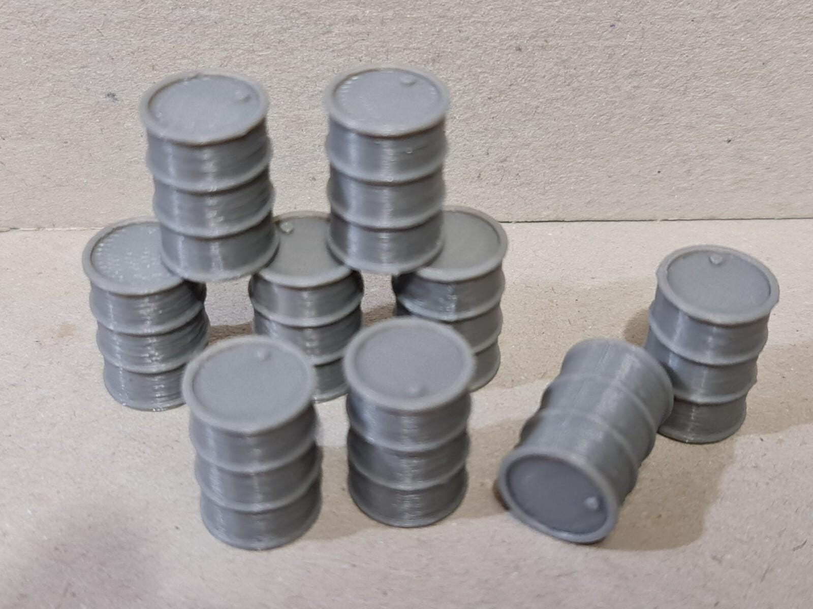 18 New Grey Oil Drum Barrels 1:43 Scale Models diorama accessories Truck Lorry