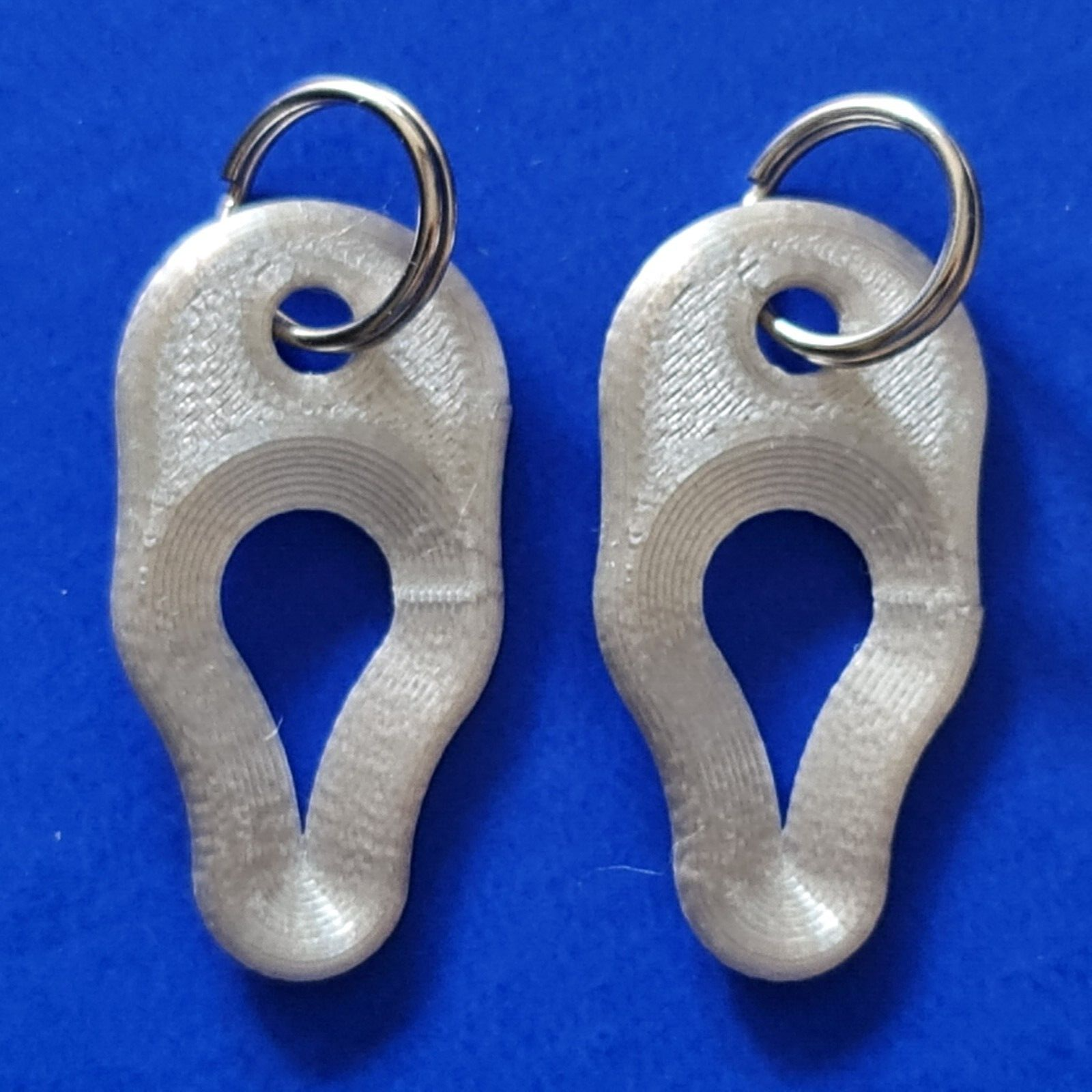 2 x Key Ring Tick Removal Tools Silk Silver PLA Plastic dog cat horse human