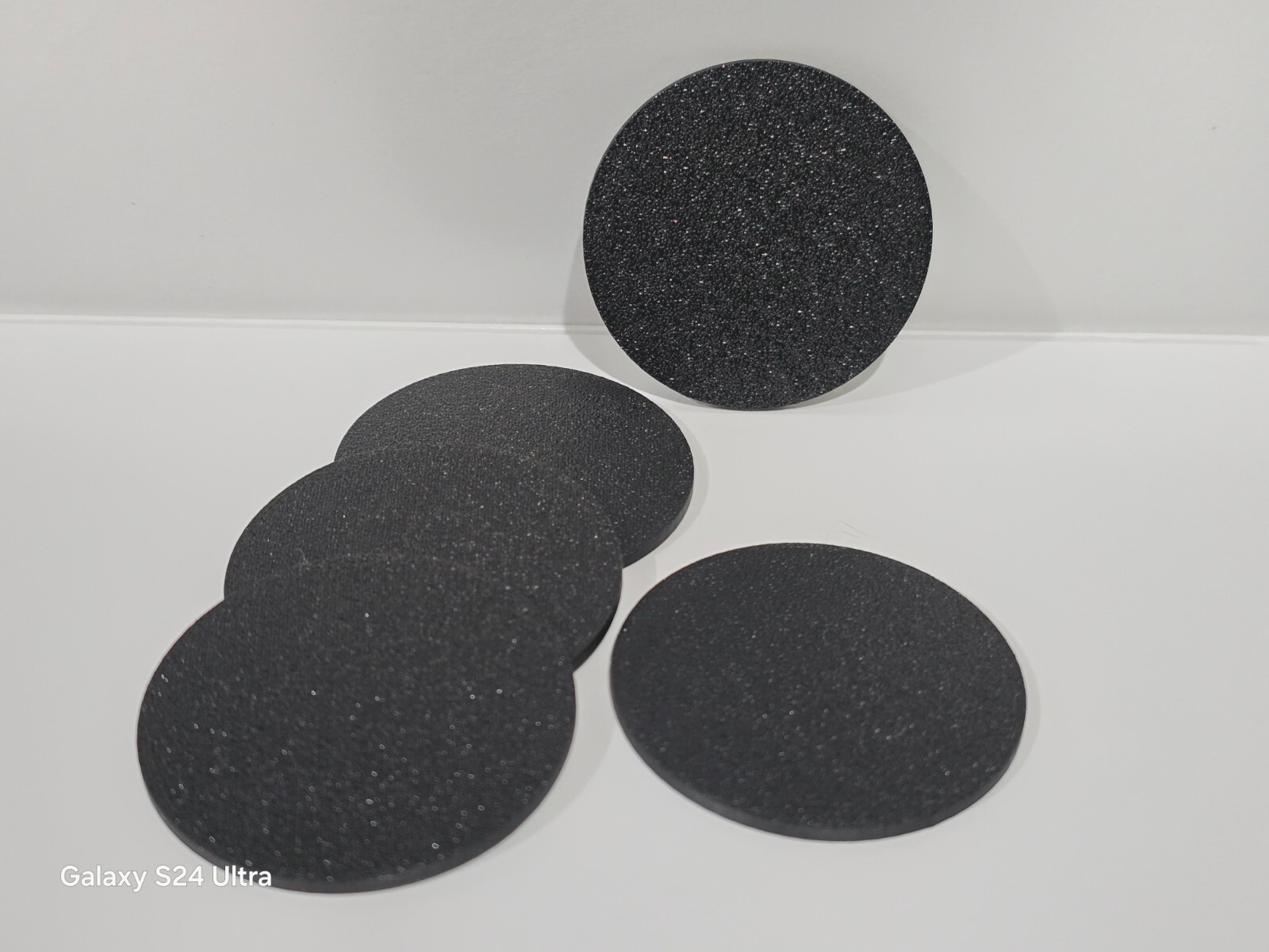 5pcs 60mm Round Small Miniature Model Bases 2mm Deep Thick Circular Base, Black