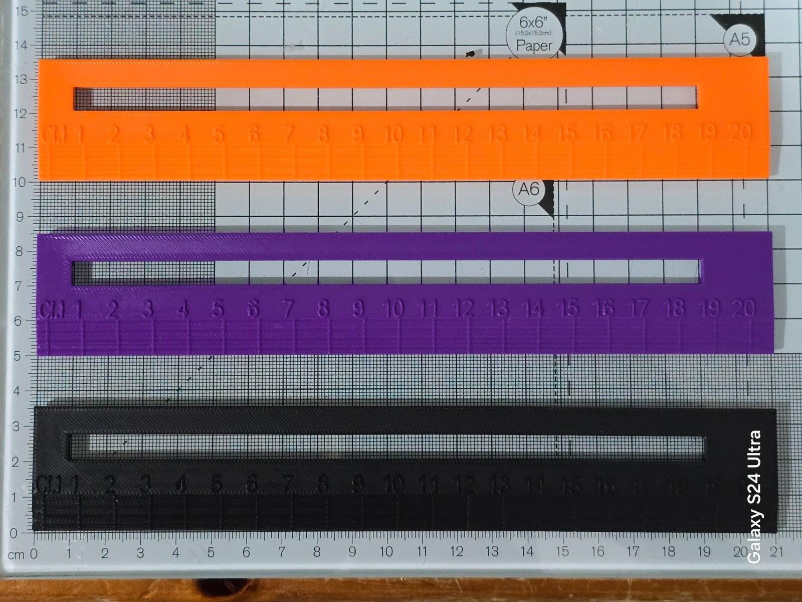 Dyslexia reading ruler - essential aid for adhd, neurodivergent