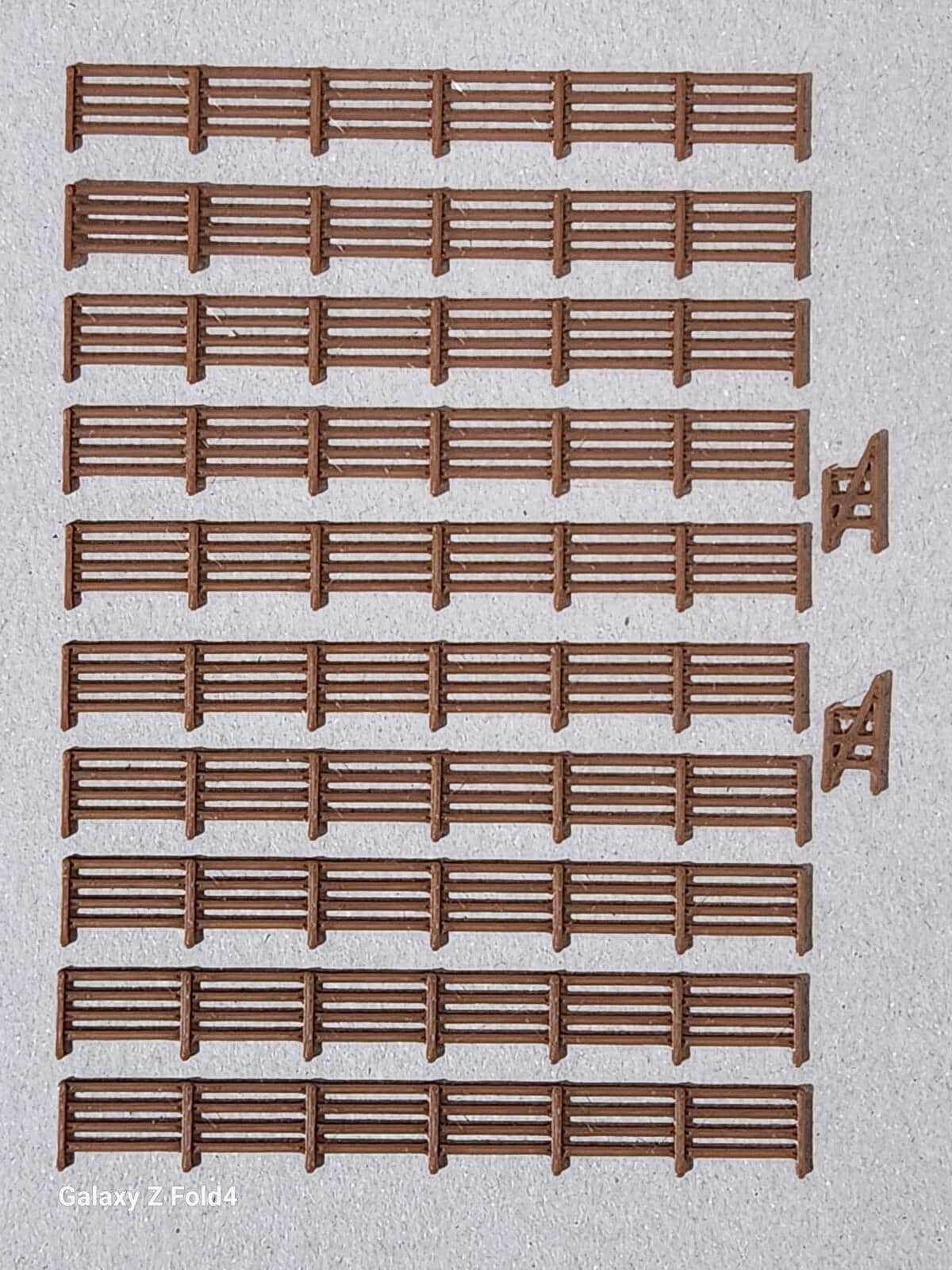 Fencing Railings N gauge New 10 Pack Brown  1:148 Scale Models Train Railway