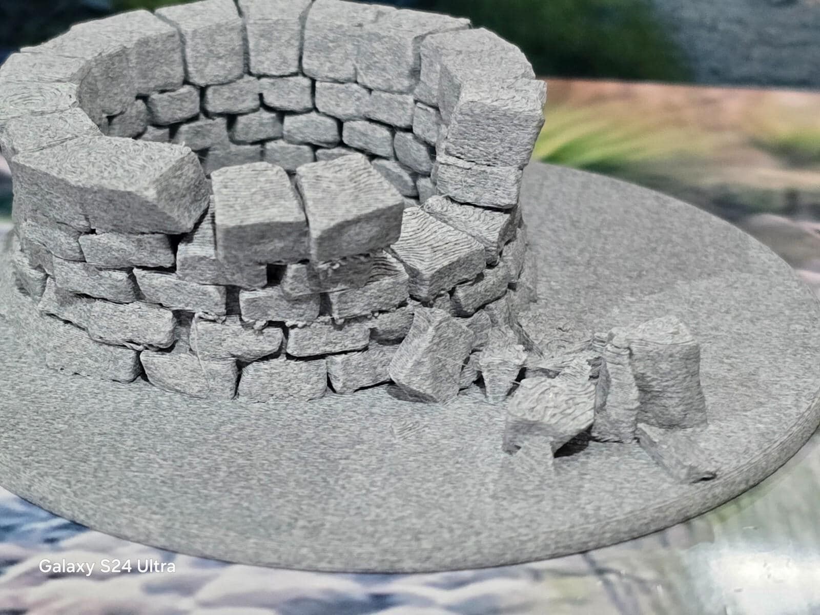 O Gauge 1:43 Scale Model Railway Stone Well on 104mm base Scenery Terrain