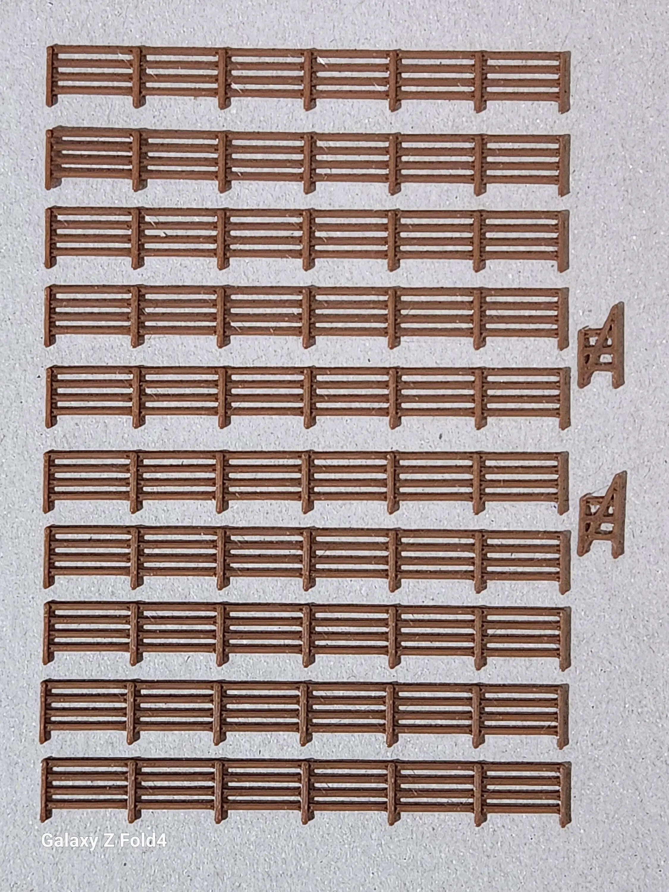 New 10 pack brown fencing railings n gauge 1:148 scale models train railway