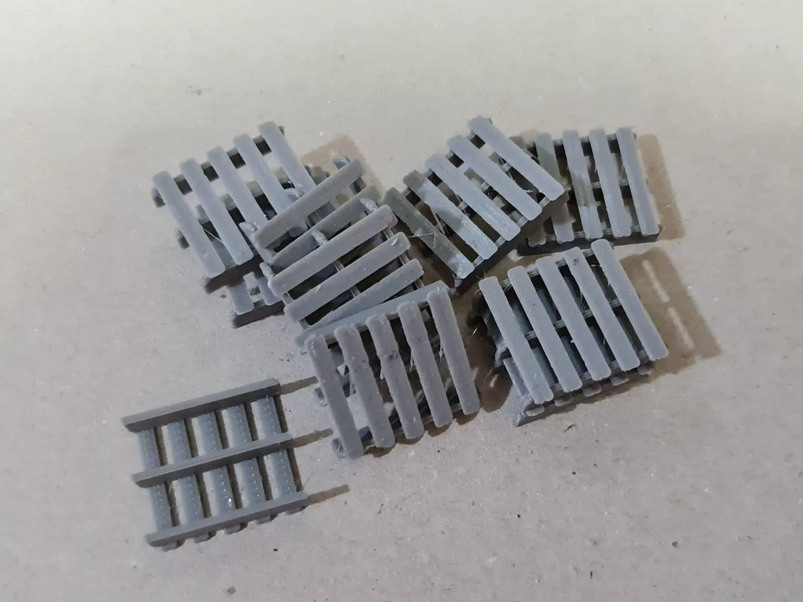 New Grey Pallets O Gauge 1:48 Scale Models Train Railway (10 Pack)